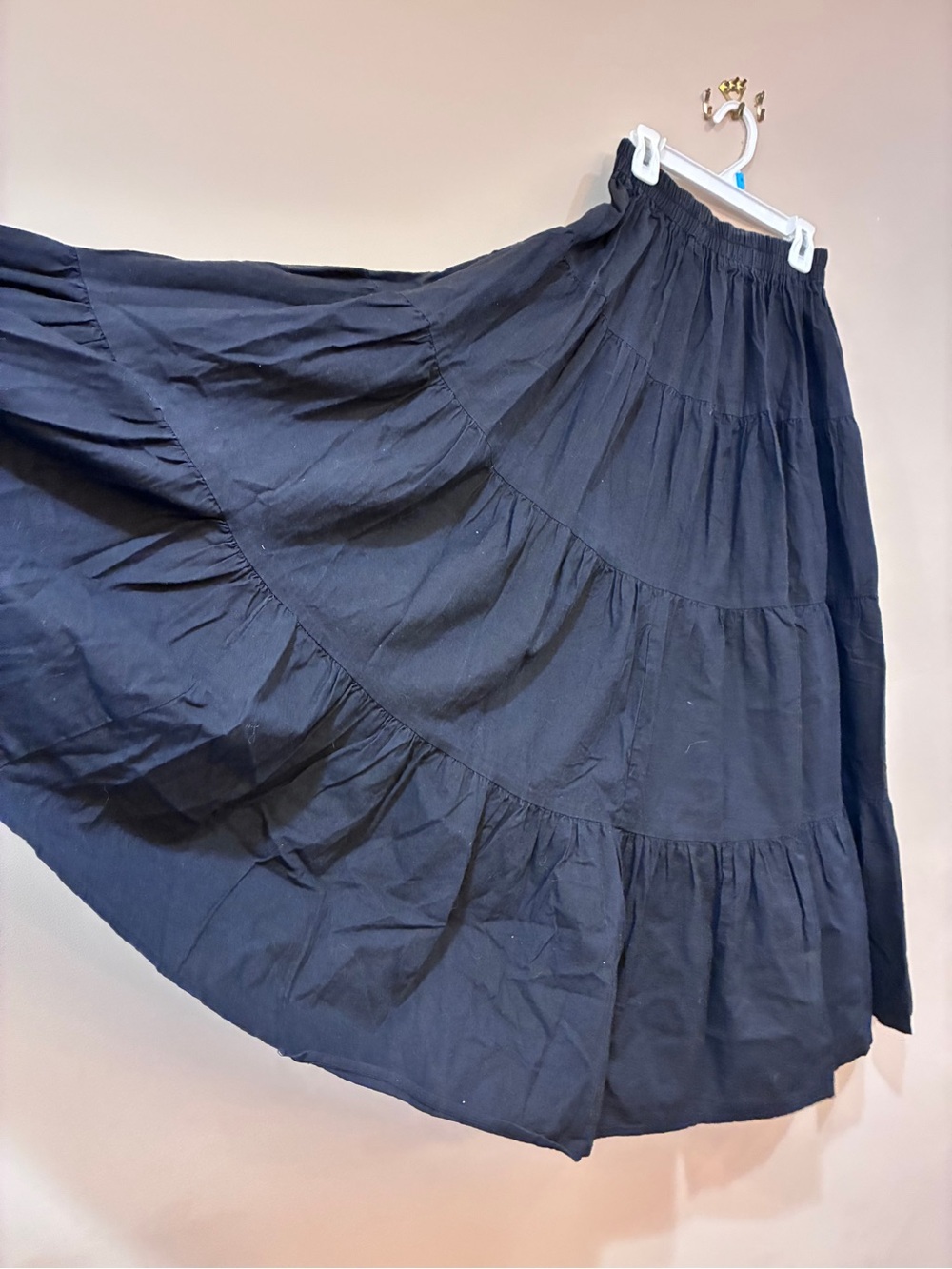 Women's Black Tiered Maxi Skirt with Elastic Waist - Picture 3 of 8